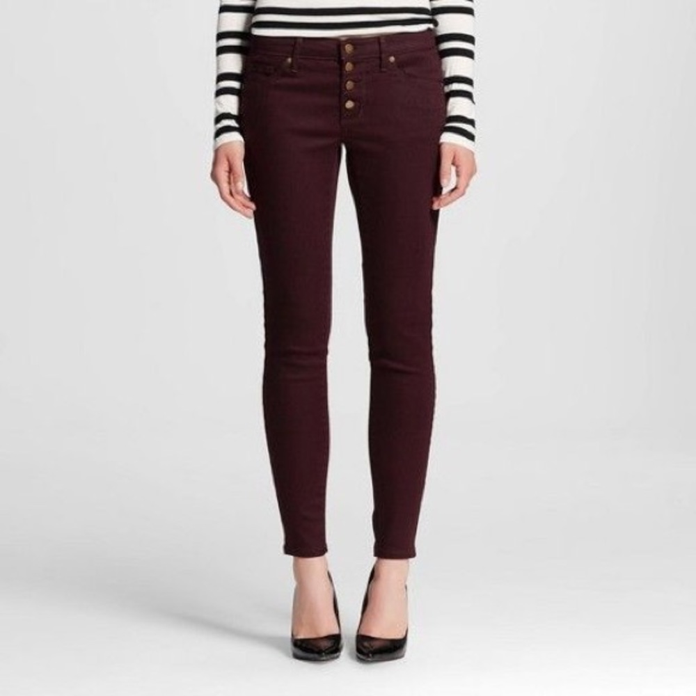 Mossimo Burgundy Jeans 👖